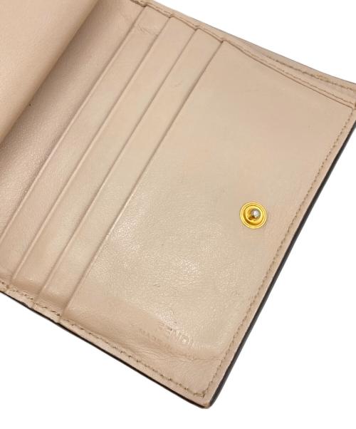 FENDI（フェンディ）FENDI (フェンディ) 2つ折り財布 ピンク サイズ:下記参照　の古着・服飾アイテム