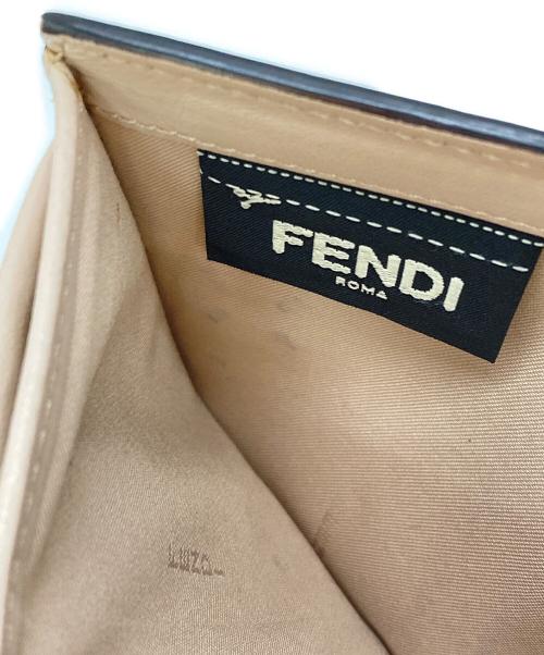 FENDI（フェンディ）FENDI (フェンディ) 2つ折り財布 ピンク サイズ:下記参照　の古着・服飾アイテム