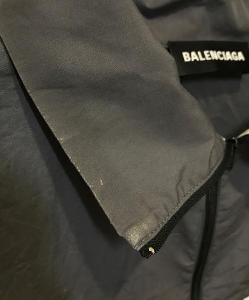 BALENCIAGA（バレンシアガ）BALENCIAGA (バレンシアガ) ロゴジップナイロンジャケット グレー×ネイビー サイズ:37の古着・服飾アイテム