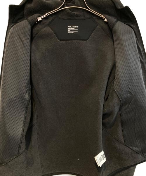 ARC'TERYX（アークテリクス）ARC'TERYX (アークテリクス) コバートフーディー グレー サイズ:Sの古着・服飾アイテム