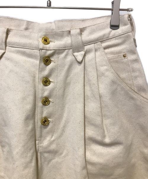 Ballsy.Brothers（ボールジーブラザーズ）BALLSY.BROTHERS (ボールジーブラザーズ) ウエスタンショートリジットワイドタックデニムパンツ ホワイト サイズ:Mの古着・服飾アイテム