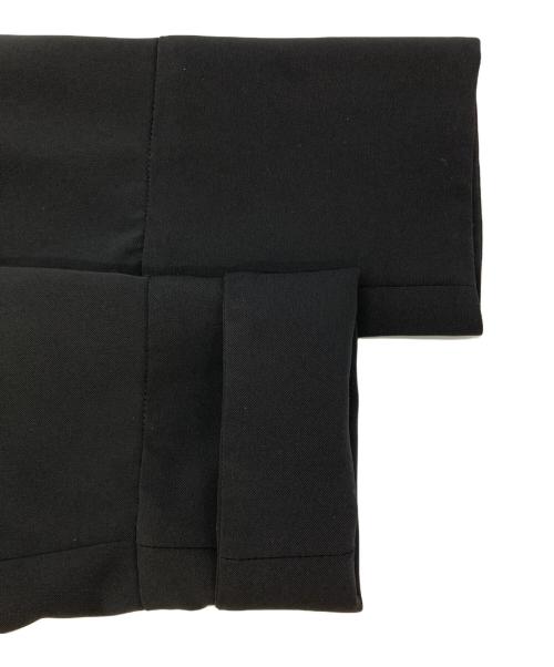 UN3D.（アンスリード）UN3D. (アンスリード) スリーブドッキングケープ ブラウス ブラック サイズ:FREEの古着・服飾アイテム