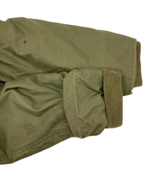 U'S NAVY（ユーエスネイビー）U'S NAVY (ユーエスネイビー) ［古着］A-2 デッキジャケット オリーブ サイズ:Lの古着・服飾アイテム