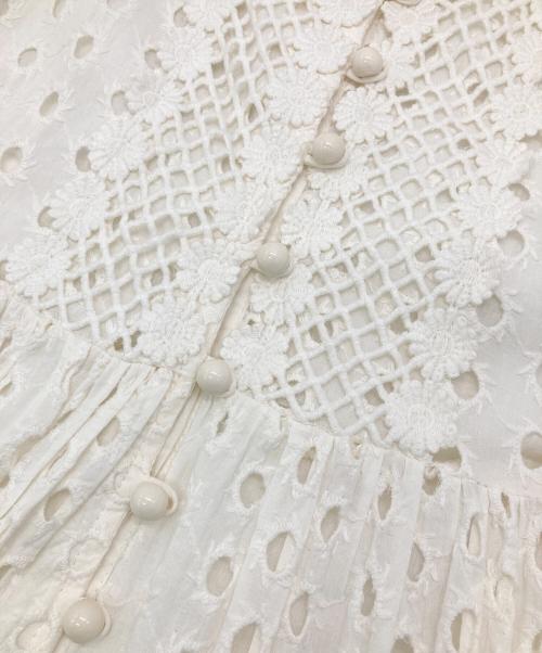 freada（フリーダ）freada (フリーダ) カットワーク刺繍ワンピース ホワイト サイズ:FREEの古着・服飾アイテム
