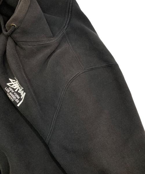 stussy（ステューシー）stussy (ステューシー) ロゴプリントパーカー ブラック サイズ:Ｍの古着・服飾アイテム