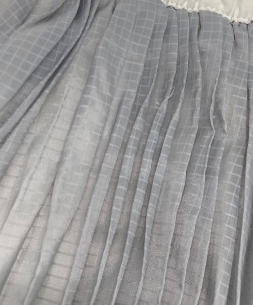 sacai（サカイ）sacai (サカイ) NIKE (ナイキ) インナーショーツプリーツスカート グレー×ホワイト サイズ:Ｓの古着・服飾アイテム