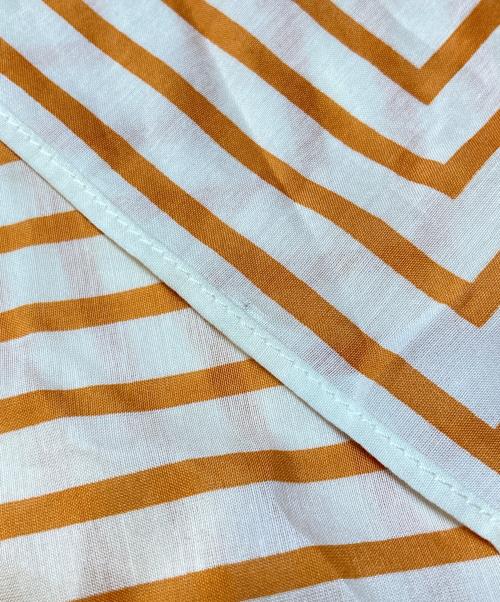 toteme（トーテム）toteme (トーテム) シルクスカーフ オレンジ サイズ:下記参照　の古着・服飾アイテム