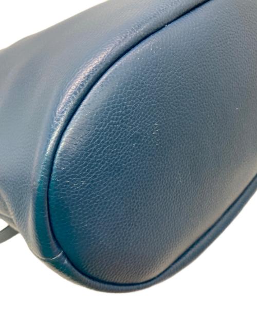 COLE HAAN（コールハーン）COLE HAAN (コールハーン) エッセンシャル ソフト バケット バッグ ネイビー サイズ:下記参照　の古着・服飾アイテム