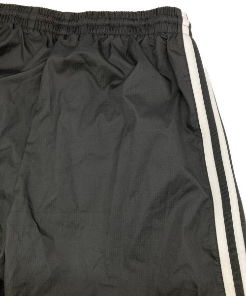 adidas（アディダス）adidas (アディダス) ナイロントラックパンツ ブラック サイズ:Ｌの古着・服飾アイテム