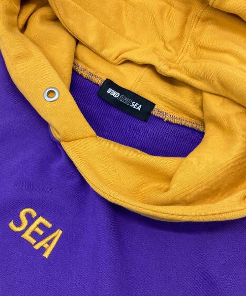 WIND AND SEA（ウィンダンシー）WIND AND SEA (ウィンダンシー) 刺繍スウェットパーカー イエロー×パープル サイズ:XLの古着・服飾アイテム