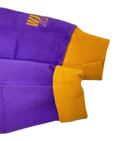 WIND AND SEA（ウィンダンシー）WIND AND SEA (ウィンダンシー) 刺繍スウェットパーカー イエロー×パープル サイズ:XLの古着・服飾アイテム