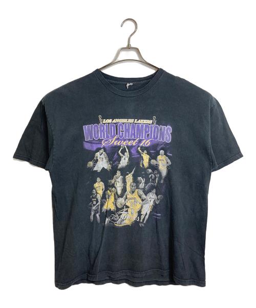 Los Angeles Lakers（ロサンゼルス・エンゼルス レイカーズ）Los Angeles Lakers (ロサンゼルス・エンゼルス レイカーズ) 【古着】ワールドチャンピオンズ スイート16 Tシャツ　半袖カットソー　Tシャツ　Tee　Los Angeles Lakers グレー サイズ:実寸参照の古着・服飾アイテム