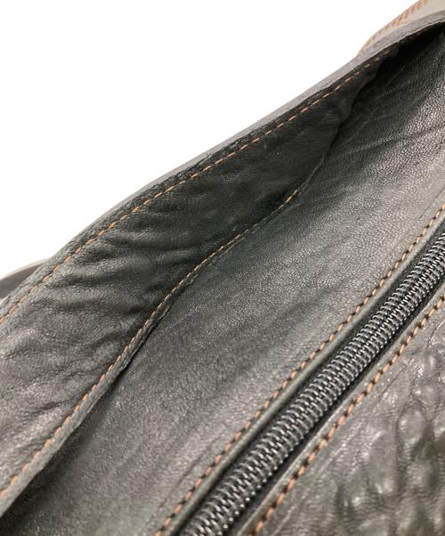 Rossi（ロッシ）Rossi (ロッシ) レザーショルダーバッグ ブラックの古着・服飾アイテム