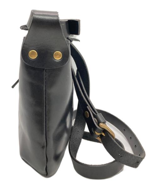 SLOW（スロウ）SLOW (スロウ) herbie latch shoulder bag ブラックの古着・服飾アイテム