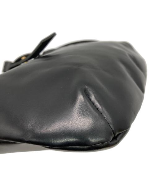 SLOW（スロウ）SLOW (スロウ) herbie latch shoulder bag ブラックの古着・服飾アイテム