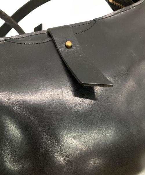 SLOW（スロウ）SLOW (スロウ) herbie latch shoulder bag ブラックの古着・服飾アイテム