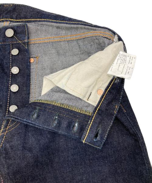 MOMOTARO JEANS（桃太郎ジーンズ）MOMOTARO JEANS (桃太郎ジーンズ) 出陣 タイトストレート ジーンズ インディゴ サイズ:86cm (W34)の古着・服飾アイテム