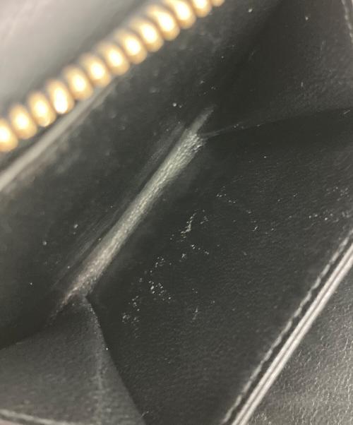 Yves Saint Laurent（イヴサンローラン）Yves Saint Laurent (イヴサンローラン) ロゴレザーラウンドジップウォレット ブラック サイズ:下記参照　の古着・服飾アイテム