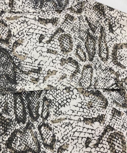 LEVI'S（リーバイス）LEVI'S (リーバイス) SUPREME (シュプリーム) Snakeskin Trucker Jacket ホワイト サイズ:Lの古着・服飾アイテム