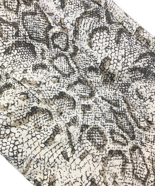 LEVI'S（リーバイス）LEVI'S (リーバイス) SUPREME (シュプリーム) Snakeskin Trucker Jacket ホワイト サイズ:Lの古着・服飾アイテム