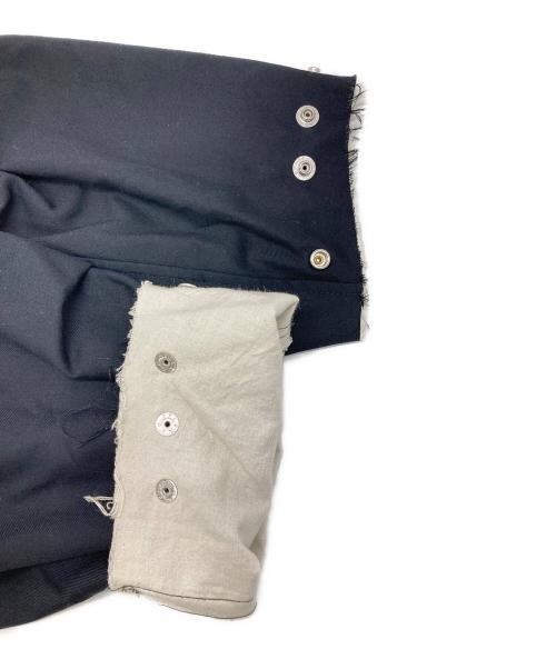 ISSUETHINGS（イシューシングス）ISSUETHINGS (イシューシングス) スタンドカラーコート ブラック サイズ:Freeの古着・服飾アイテム