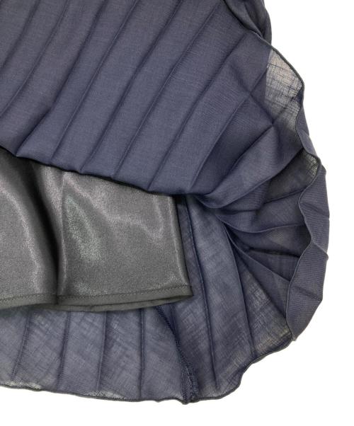 FOXEY NEWYORK（フォクシーニューヨーク）FOXEY NEWYORK (フォクシーニューヨーク) ノースリーブプリーツワンピース ネイビー サイズ:38の古着・服飾アイテム