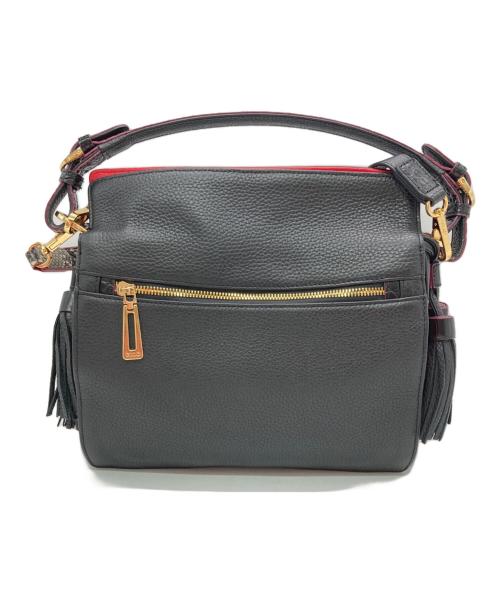 COCOCELUX GOLD（ココセリュックスゴールド）COCOCELUX GOLD (ココセリュックスゴールド) タッセル付きワンハンドル 3WAYバッグ ブラック×レッド サイズ:下記参照　の古着・服飾アイテム