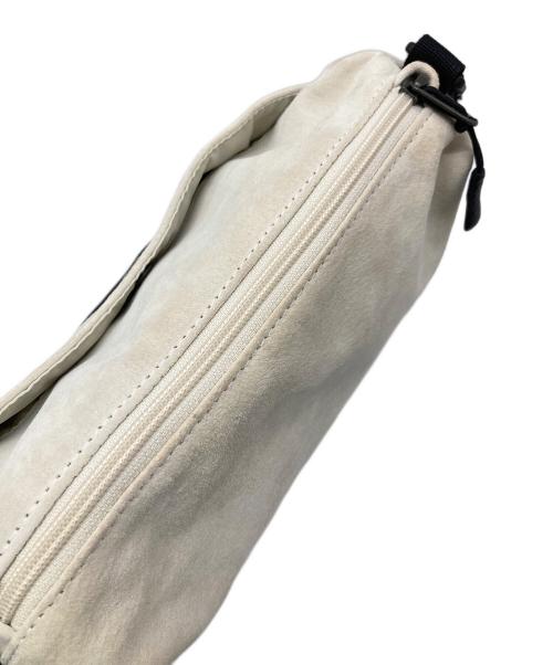 SUPREME（シュプリーム）SUPREME (シュプリーム) THE NORTH FACE (ザ ノース フェイス) Suede Shoulder Bag アイボリーの古着・服飾アイテム
