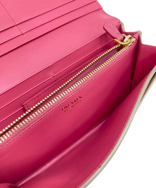 PRADA（プラダ）PRADA (プラダ) 長財布 ベージュ×ピンクの古着・服飾アイテム