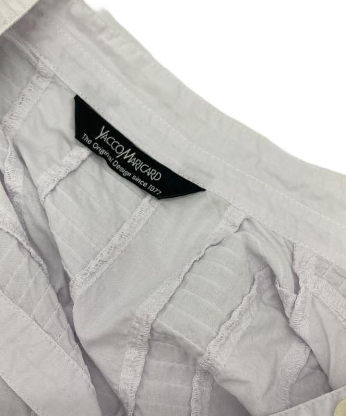 YACCO MARICARD（ヤッコマリカルド）YACCO MARICARD (ヤッコマリカルド) スタンドカラーピンタックフレアシャツブラウス ホワイト サイズ:1の古着・服飾アイテム