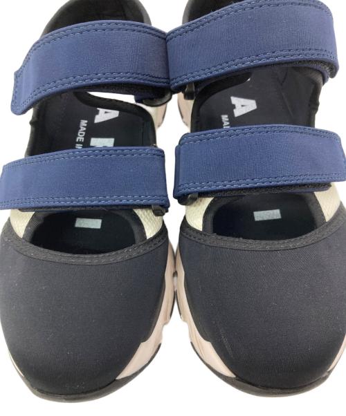 MARNI（マルニ）MARNI (マルニ) ベルクロストラップシューズ ブラック×ネイビー サイズ:下記参照　の古着・服飾アイテム