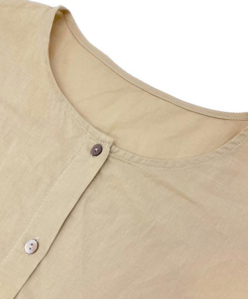 SLOBE IENA（スローブ イエナ）SLOBE IENA (スローブ イエナ) パネルフレアーブラウス ベージュ サイズ:Freeの古着・服飾アイテム