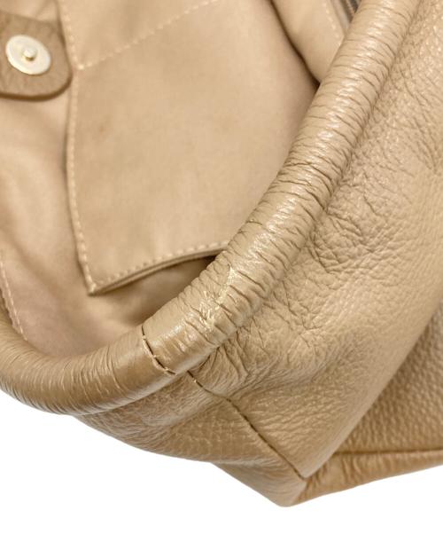 Papillonner（パピヨネ）Papillonner (パピヨネ) バケツトートレザーバッグ ベージュの古着・服飾アイテム