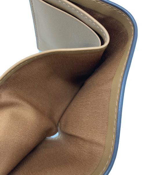 COACH（コーチ）COACH (コーチ) オリガミ スモール トライフォールド ウォレット ベージュの古着・服飾アイテム