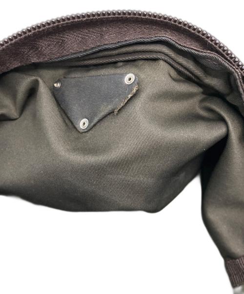 PRADA（プラダ）PRADA (プラダ) ナイロンショルダーバッグ カーキの古着・服飾アイテム