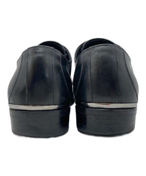 VERSACE（ヴェルサーチェ）VERSACE (ヴェルサーチェ) プレーントゥシューズ ブラック サイズ:42の古着・服飾アイテム