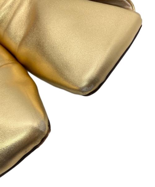 ALMIGHTY（オールマイティ）ALMIGHTY (オールマイティ) ERIN OBJETHEEL PUMPS ゴールド サイズ:37の古着・服飾アイテム