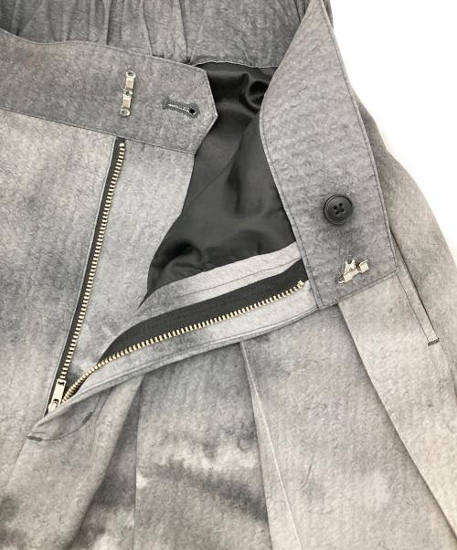 HARE（ハレ）HARE (ハレ) CHiNPAN (チンパン) ハカマプリーツスカート グレー×ブラック サイズ:FREEの古着・服飾アイテム