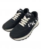 PRADAプラダ）の古着「ナイロンスニーカー」｜ブラック