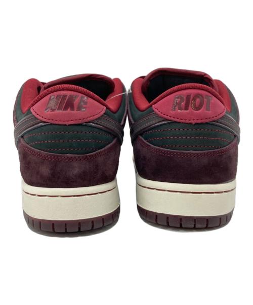 NIKE SB（ナイキエスビー）NIKE SB (ナイキエスビー) RIOT SKATESHOP (ライオットスケートショップ) Dunk Low Pro Skate Shoes レッド×ブラック サイズ:US9.5 未使用品の古着・服飾アイテム
