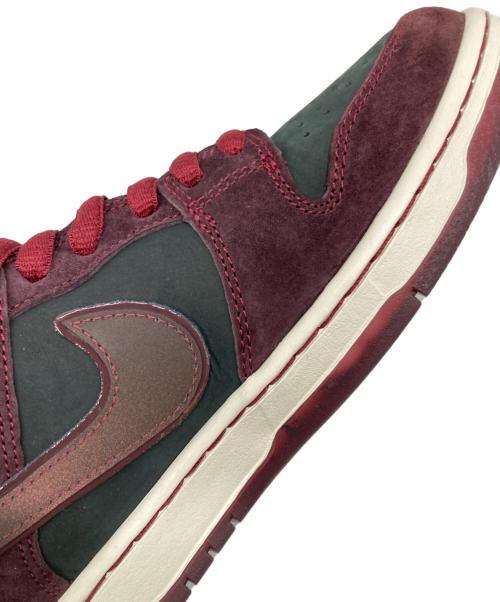 NIKE SB（ナイキエスビー）NIKE SB (ナイキエスビー) RIOT SKATESHOP (ライオットスケートショップ) Dunk Low Pro Skate Shoes レッド×ブラック サイズ:US9.5 未使用品の古着・服飾アイテム
