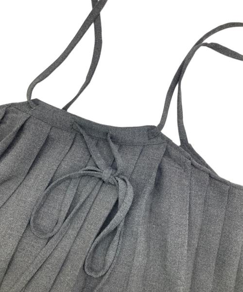 Curensology（カレンソロジー）Curensology (カレンソロジー) プリーツサロペット グレー サイズ:Freeの古着・服飾アイテム