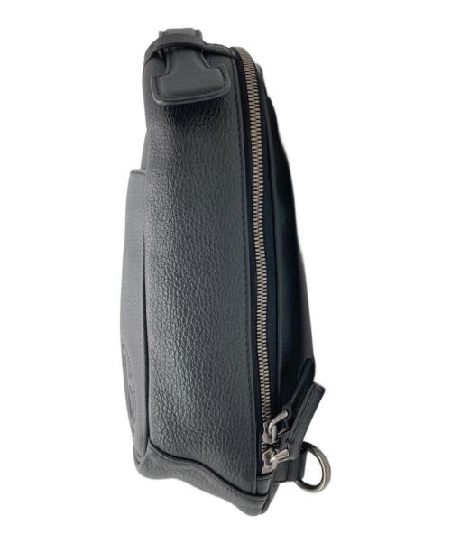 GIORGIO ARMANI（ジョルジョアルマーニ）GIORGIO ARMANI (ジョルジョアルマーニ) ボディバッグ ブラックの古着・服飾アイテム