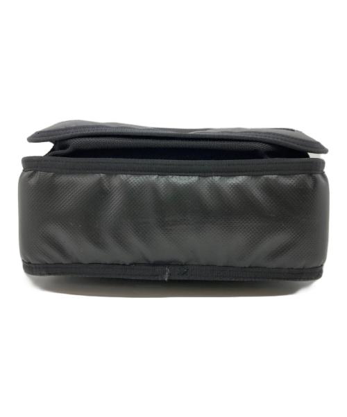 PORTER（ポーター）PORTER (ポーター) HEAT ショルダーバッグ ブラックの古着・服飾アイテム