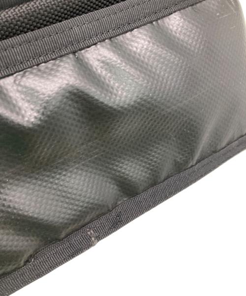 PORTER（ポーター）PORTER (ポーター) HEAT ショルダーバッグ ブラックの古着・服飾アイテム