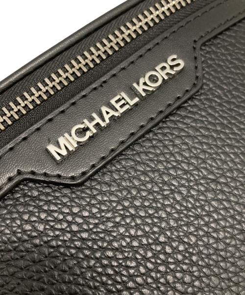 MICHAEL KORS（マイケル・コース）MICHAEL KORS (マイケルコース) スモールレザースリングバッグ ブラックの古着・服飾アイテム