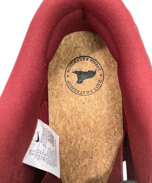 NIKE SB（ナイキエスビー）NIKE SB (ナイキエスビー) RIOT SKATESHOP (ライオットスケートショップ) Dunk Low Pro レッド サイズ:27.5cmの古着・服飾アイテム