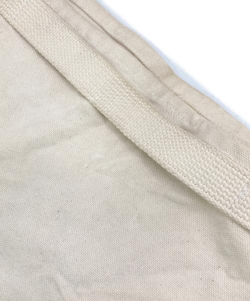 stussy（ステューシー）stussy (ステューシー) CRANK (クランク) ショルダーバッグ アイボリーの古着・服飾アイテム