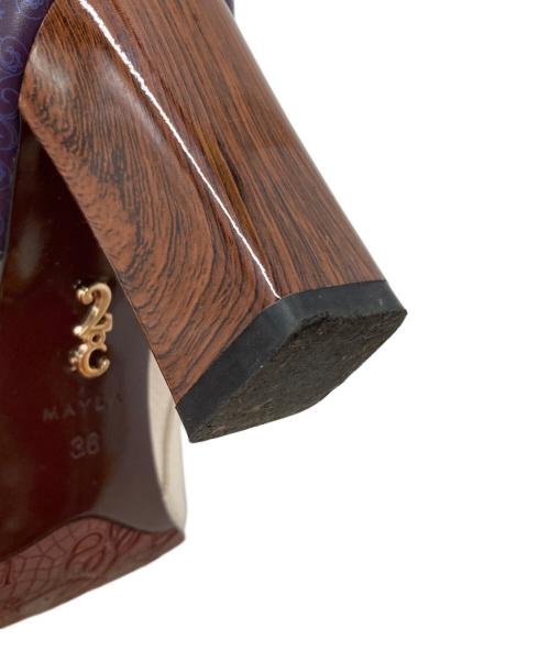 GOLDEN KAMUY（ゴールデンカムイ）GOLDEN KAMUY (ゴールデンカムイ) MAYLA (マイラ) ヒールパンプス ホワイト サイズ:36(23.5～24.0cm)の古着・服飾アイテム