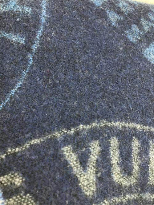 LOUIS VUITTON（ルイ ヴィトン）LOUIS VUITTON (ルイ ヴィトン) エシャルプ・トランク スタンプス ネイビーの古着・服飾アイテム